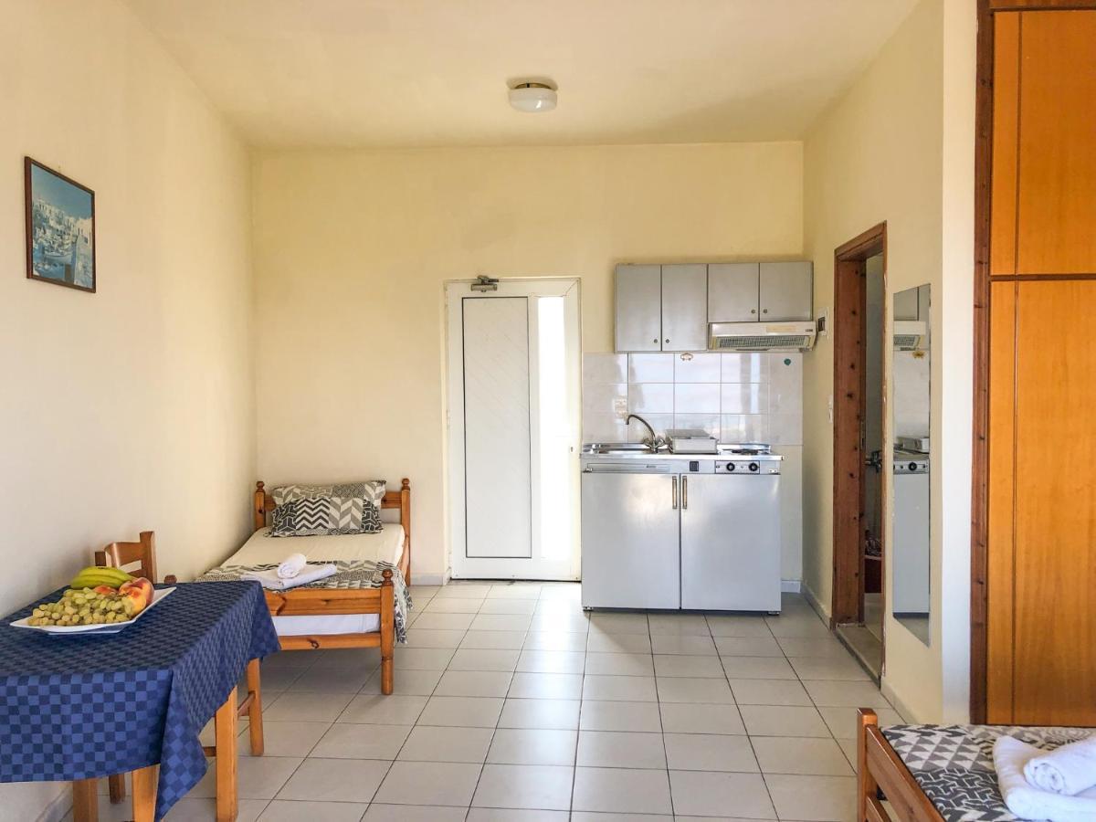 Kaloudis Apartments Almirida Eksteriør billede
